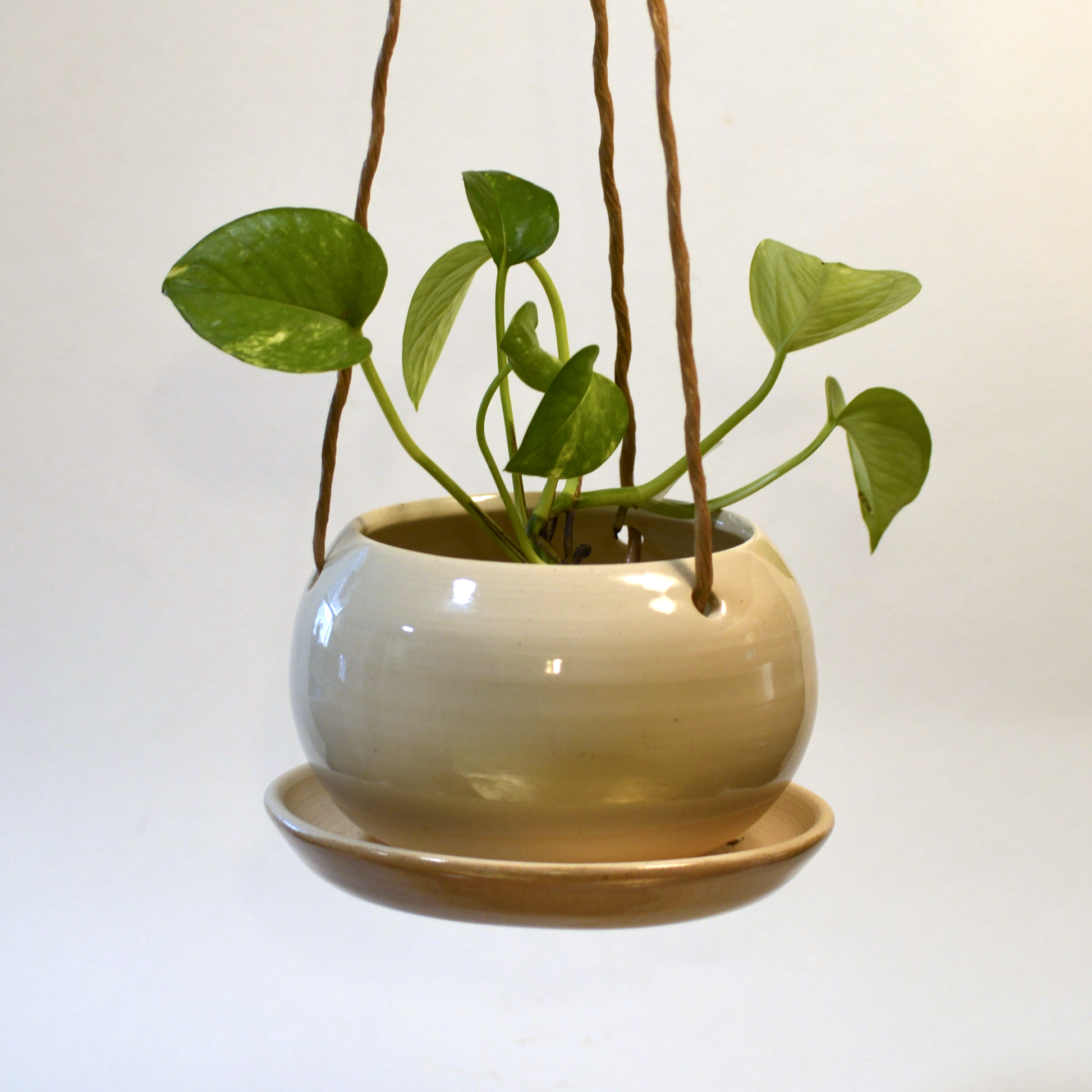 7 inch hanging planter Hanging Planter (5 inch, 7 inch) – Swan City Ceramics